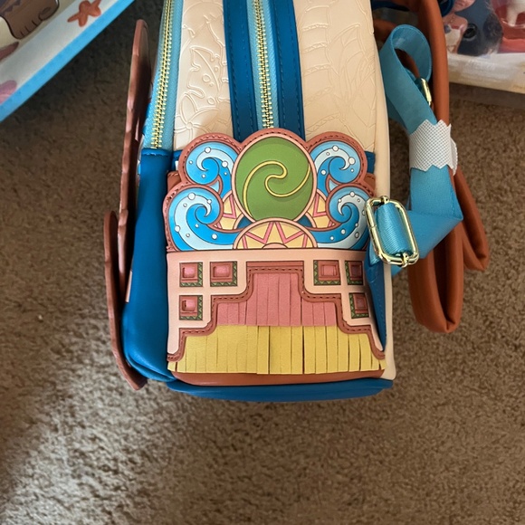 Moana loungefly - Picture 5 of 6